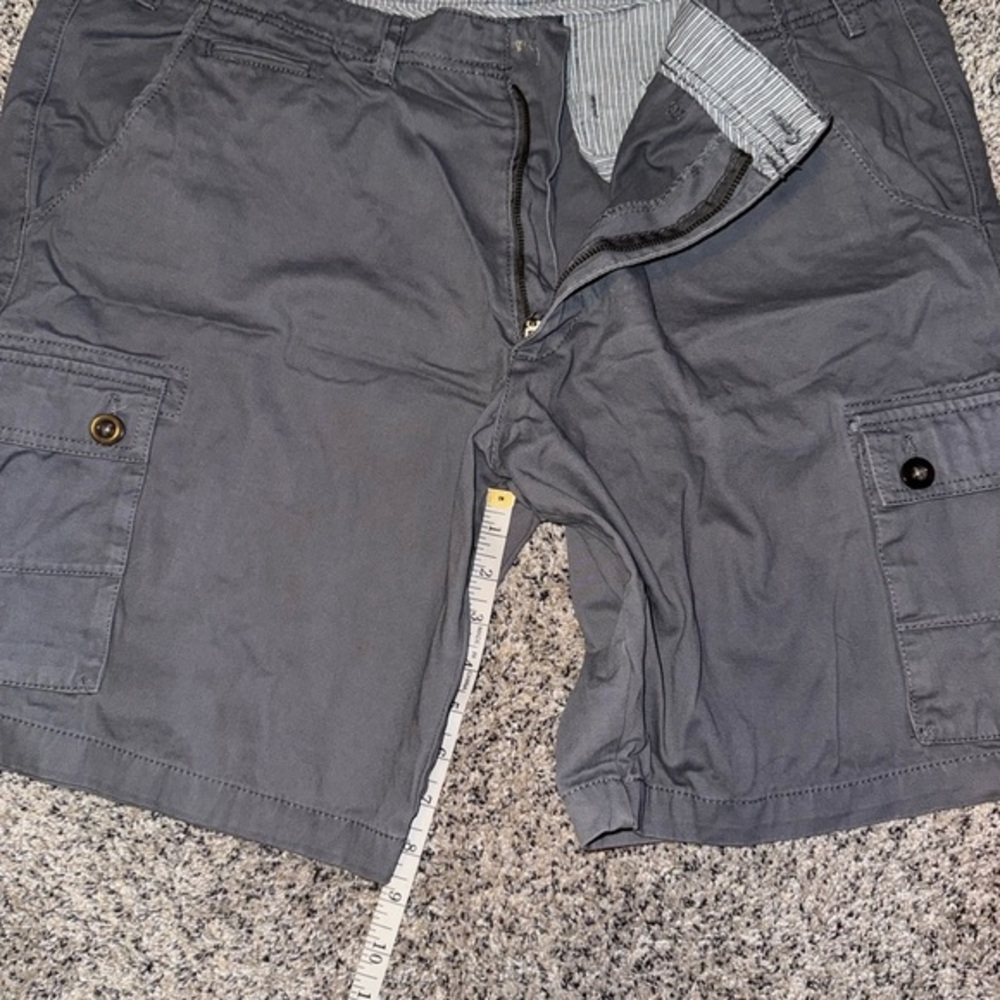 Merona Gray Cargo Shorts Cotton Blend Relaxed Fit ** missing button​